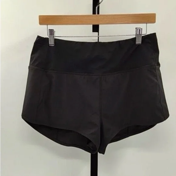 Quince Weightless High-Rise Running Short 2.5” Inseam M NWOT - Picture 5 of 7